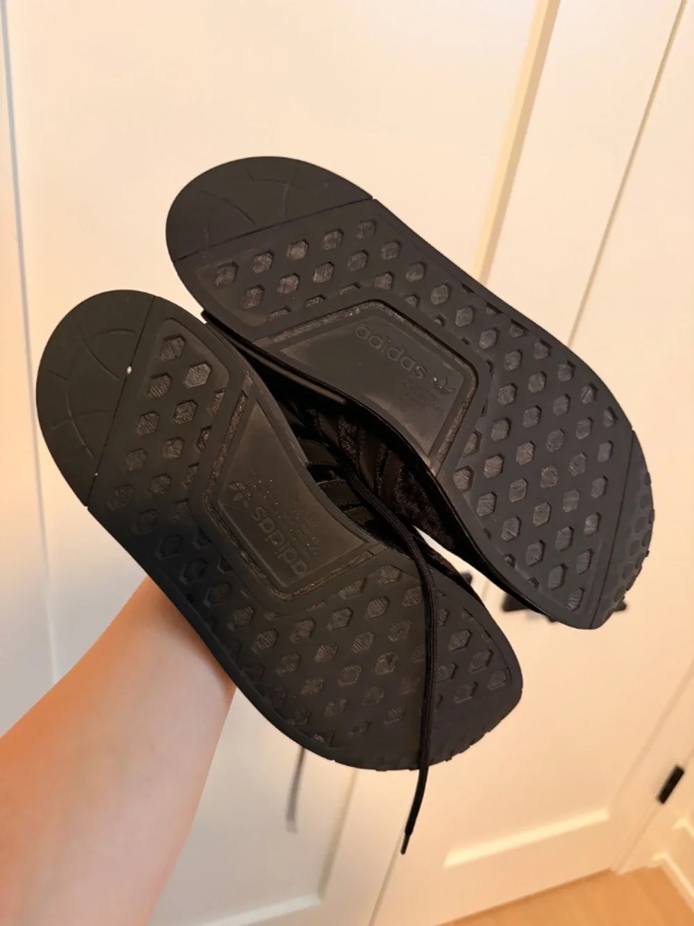 adidas velvet shoes